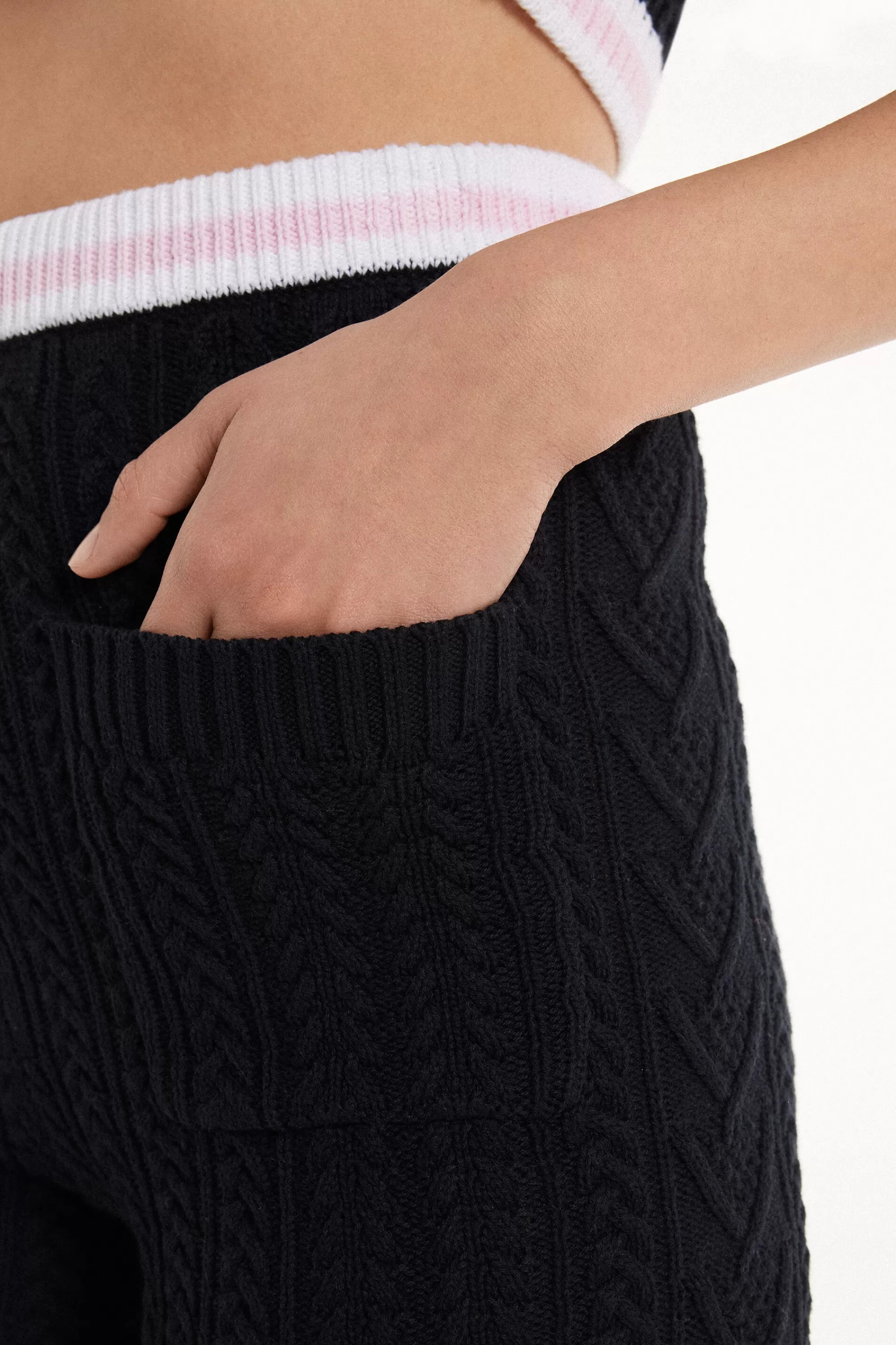 Shop Bermuda Tessuto Calato Treccia Con Tasche - Shorts - Donna | Shorts