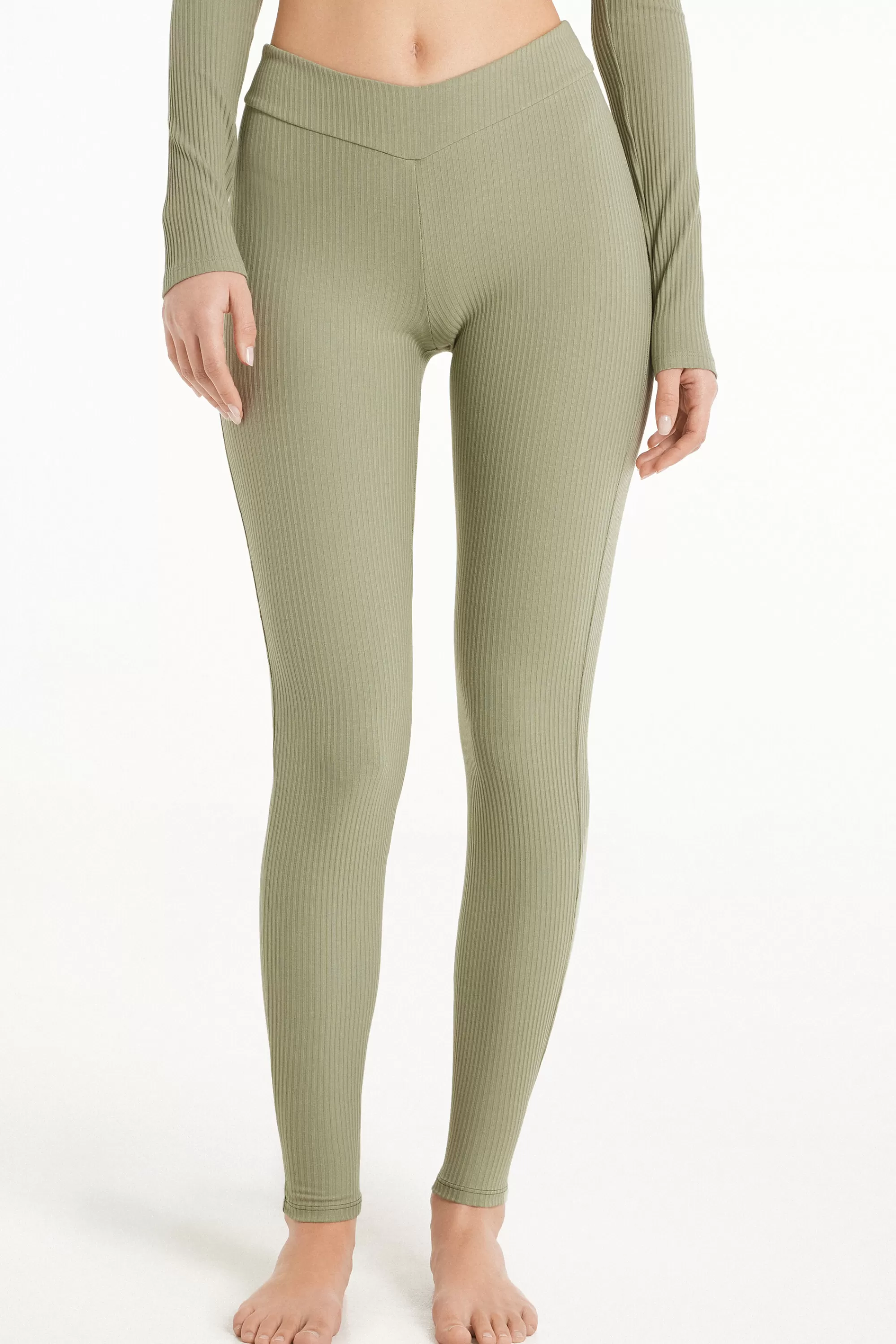 Shop Leggings A Costine Con Taglio A V - Pantaloni - Donna | Joggers e Leggings | Collezione Fitness