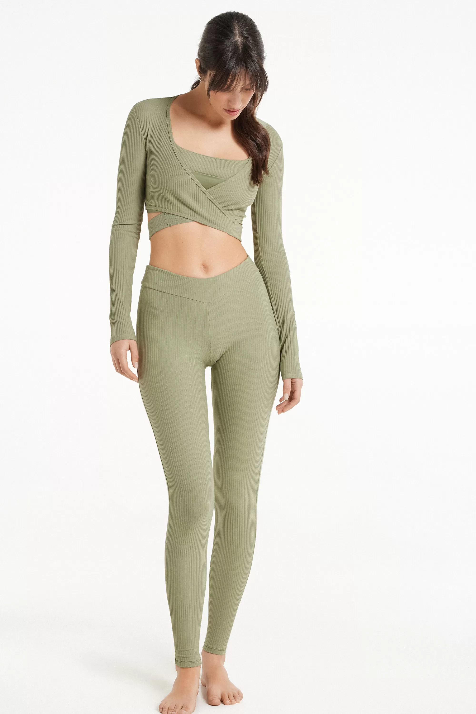 Shop Leggings A Costine Con Taglio A V - Pantaloni - Donna | Joggers e Leggings | Collezione Fitness