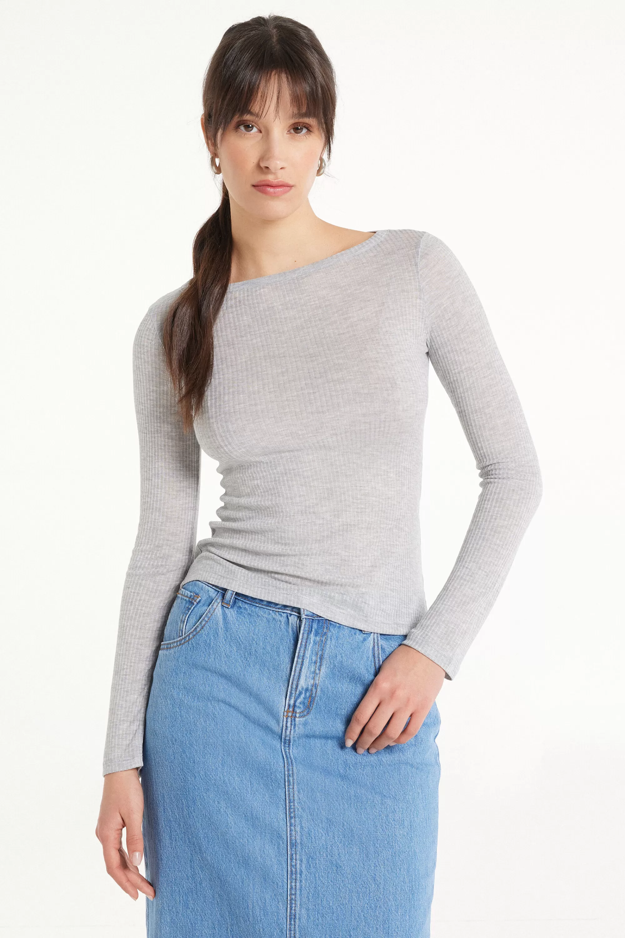 Shop Maglia Manica Lunga Scollo Barchetta Viscosa Ultraleggera A Costine - Maglie Maniche Lunghe - Donna | Maglie maniche lunghe