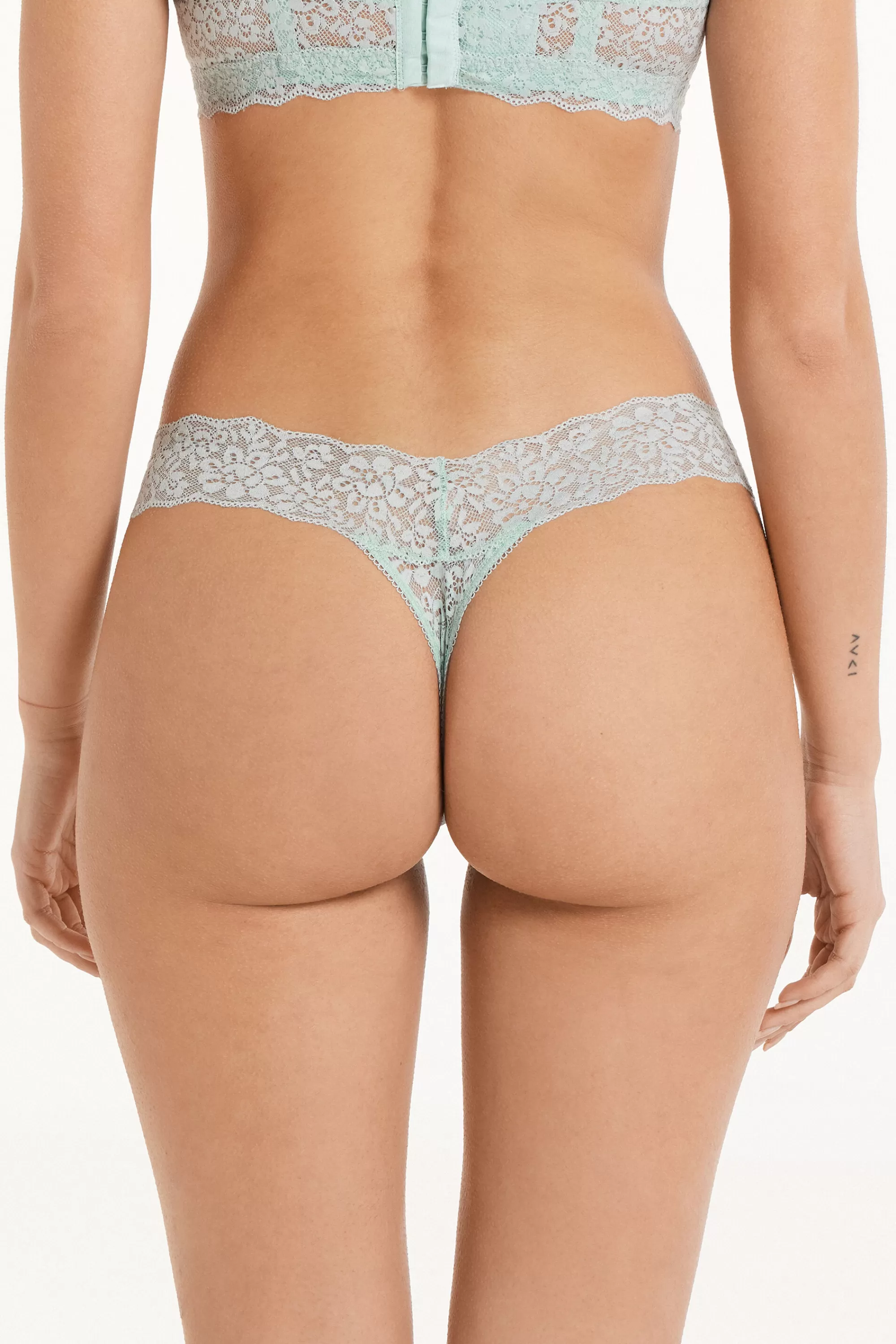 Sale Perizoma Sgambato In Pizzo Riciclato - Perizoma E Tanga - Donna | Completi intimi | Slip