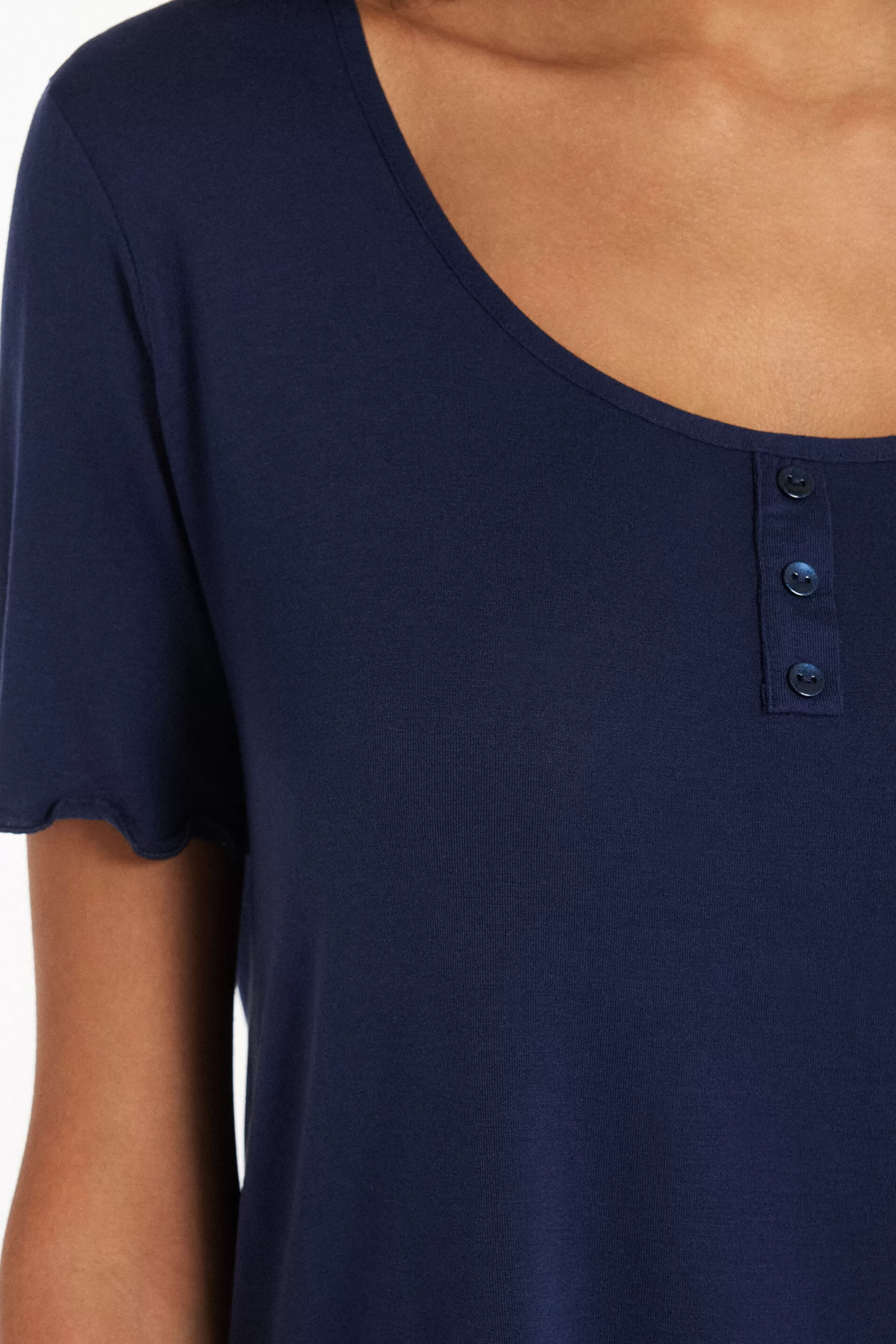 Shop Pigiama Corto Mezza Manica In Viscosa Con Bottoni - Pigiami Corti - Donna | Pigiami corti